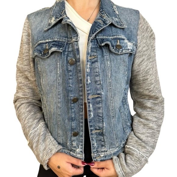 Free People Distressed Denim Jean Jacket With Gray Knit Long Sleeves Size XS - Picture 3 of 13